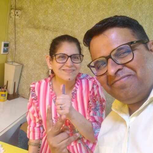 MediGrow Digital - Puran Pandey with Dr.9